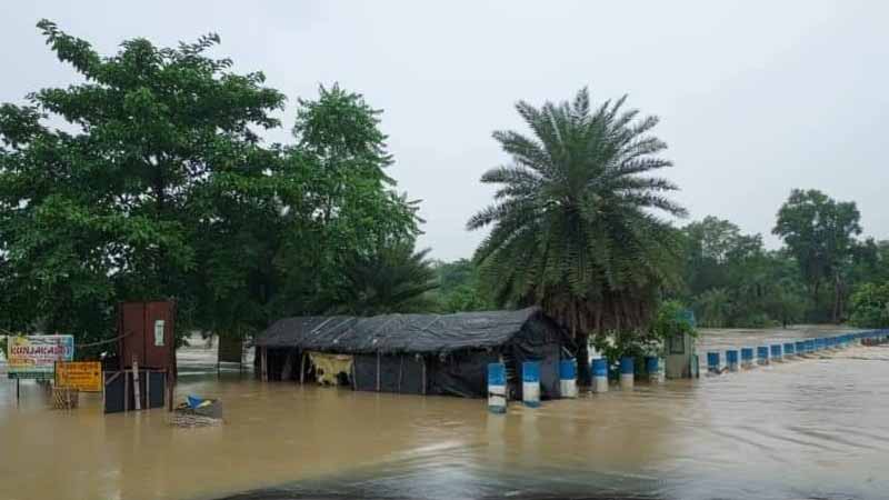 মেদিনীপুরে বন্যা দুর্গতদের সবরকম সাহায্য করা হয়েছে: রাজেশ মাহাতো